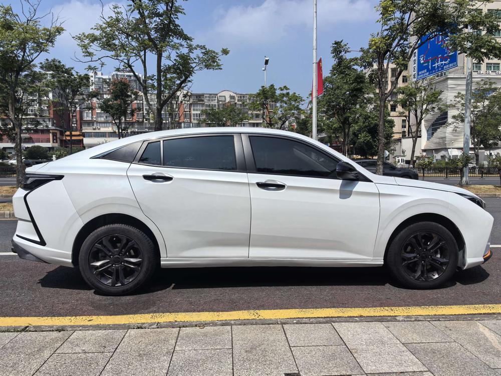 Dongfeng Fengshen Yixuan
