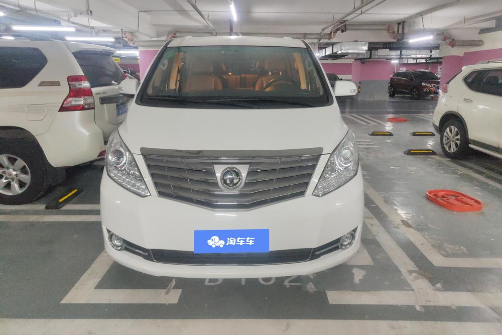 Dongfeng Fengxing Forthing CM7