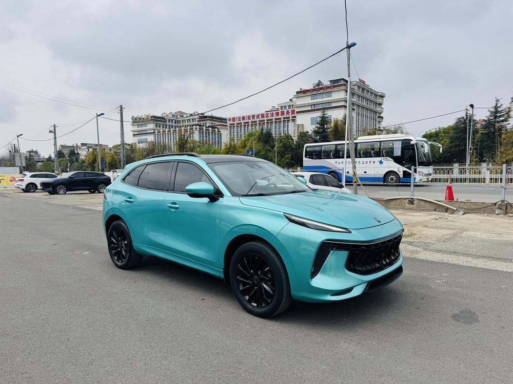 Dongfeng Fengxing Forthing T5 EVO