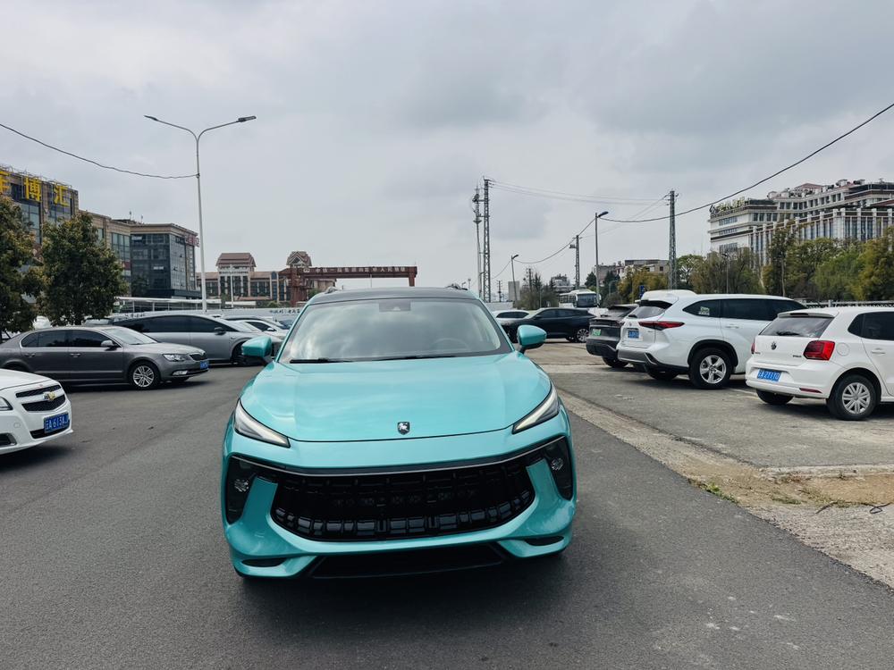 Dongfeng Fengxing Forthing T5 EVO