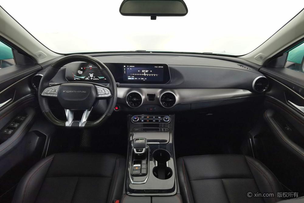 Dongfeng Fengxing Forthing T5 EVO
