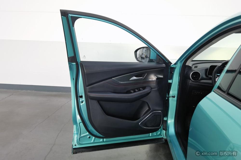 Dongfeng Fengxing Forthing T5 EVO