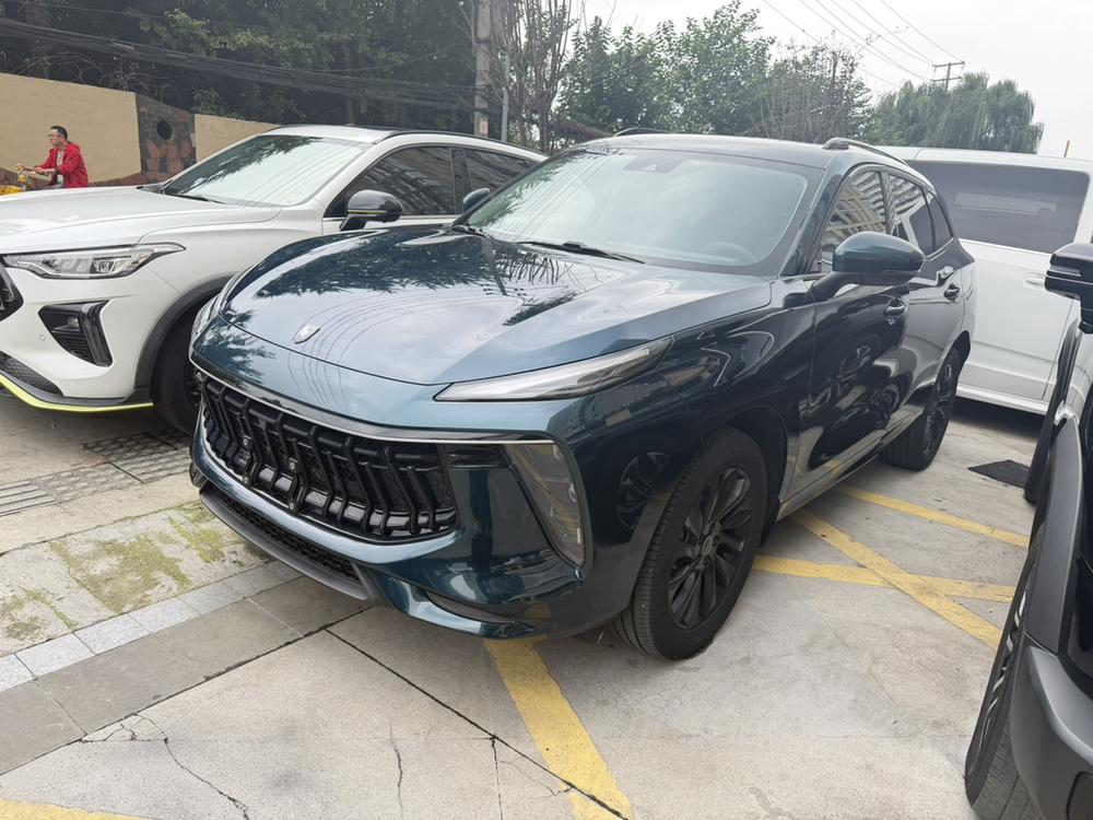 Dongfeng Fengxing Forthing T5 EVO