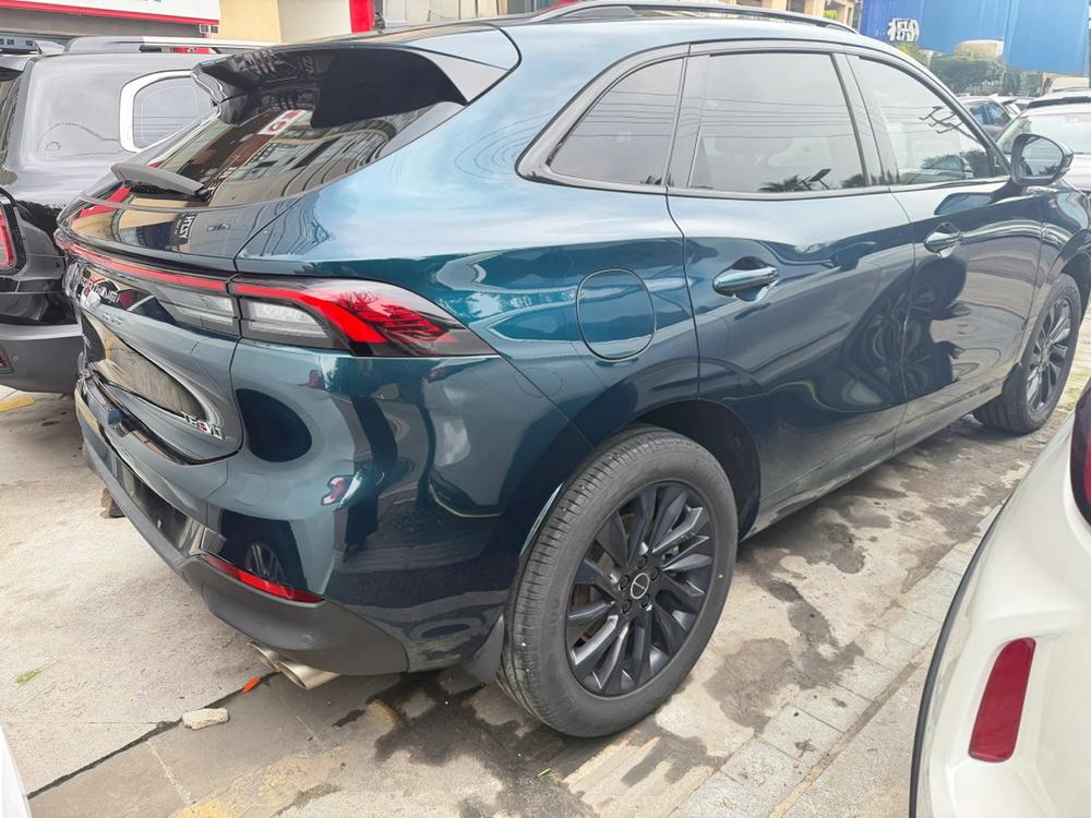Dongfeng Fengxing Forthing T5 EVO