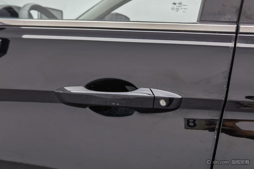 Dongfeng Fengxing Forthing T5