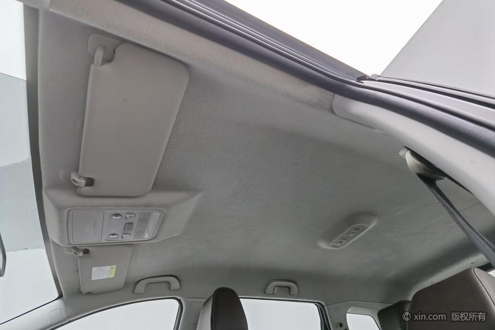 Dongfeng Fengxing Forthing T5