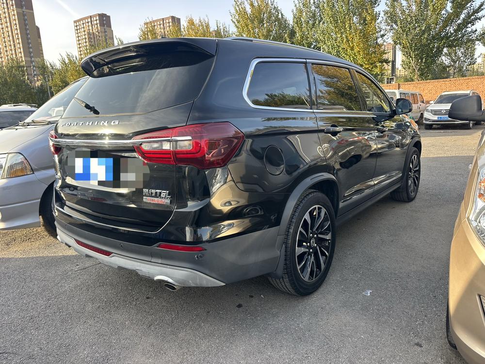 Dongfeng Fengxing Forthing T5L