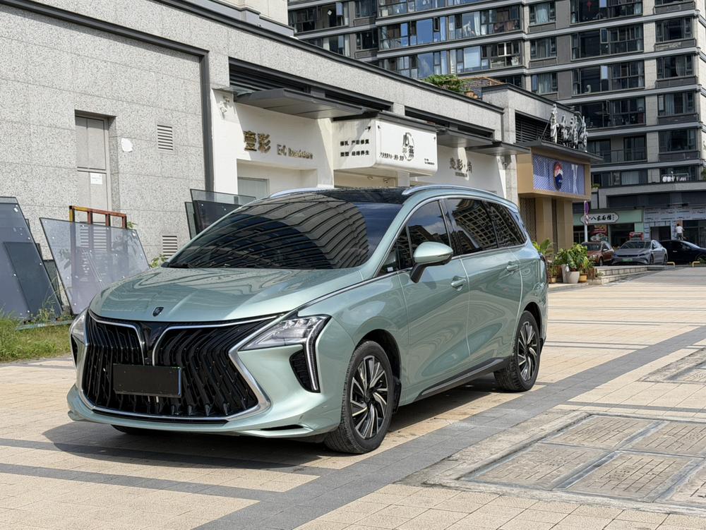 Dongfeng Fengxing Forthing Yacht