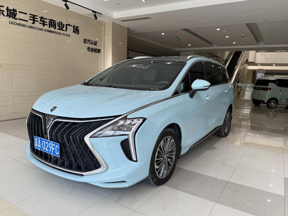 Dongfeng Fengxing Forthing Yacht