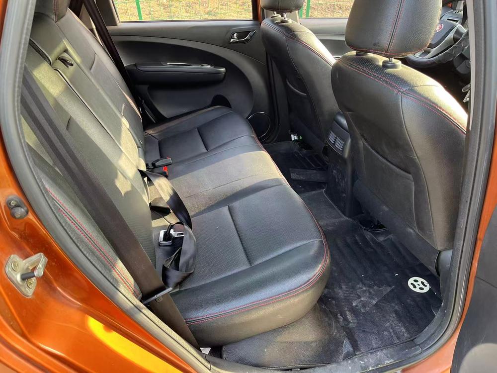 Dongfeng Fengxing Jingyi X5