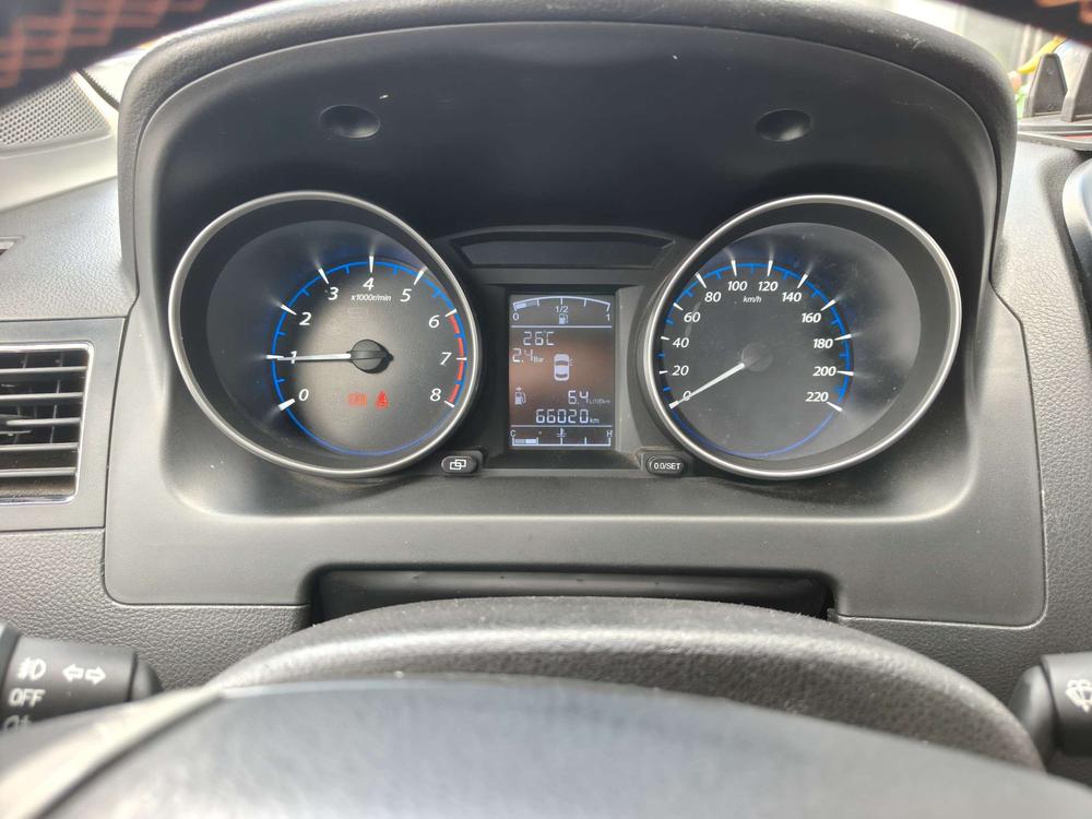 Dongfeng Fengxing Jingyi X5