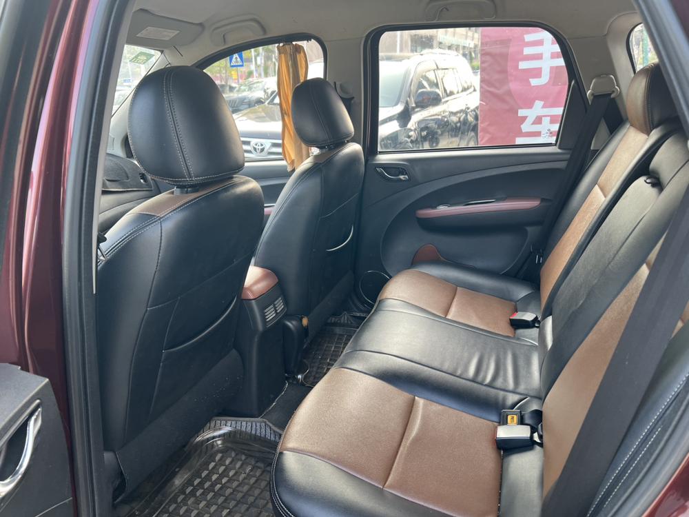 Dongfeng Fengxing Jingyi X5