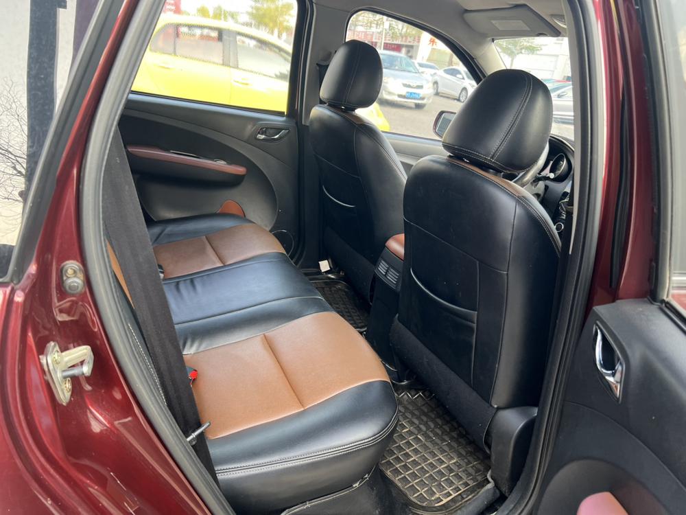 Dongfeng Fengxing Jingyi X5