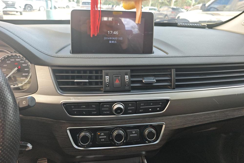 Dongfeng Fengxing Jingyi X6