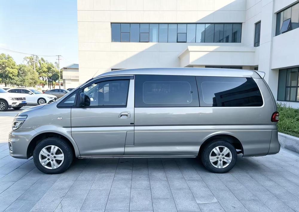 Dongfeng Fengxing Lingzhi
