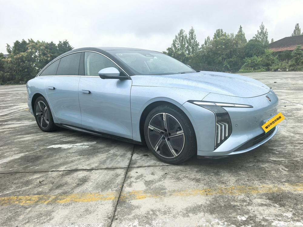 Dongfeng Fengxing Xinghai S7