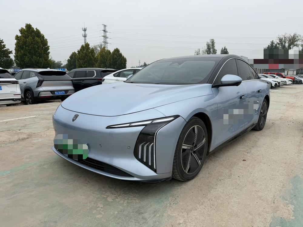 Dongfeng Fengxing Xinghai S7