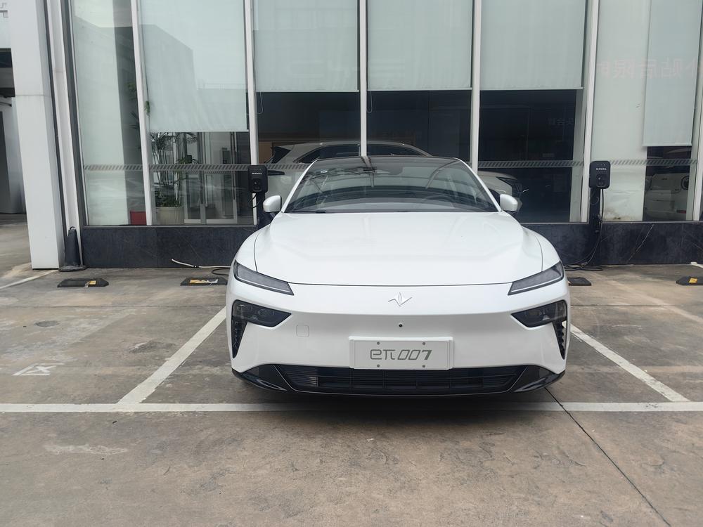 Dongfeng Yipai 奕派007