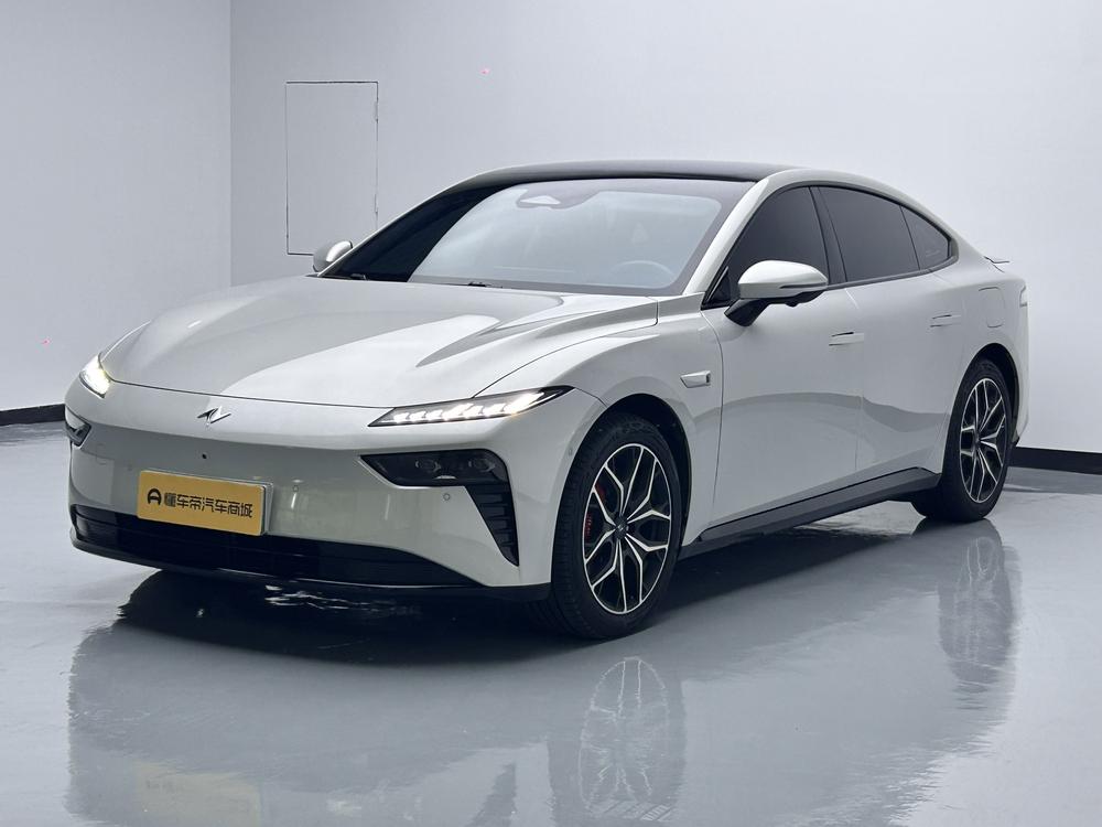 Dongfeng Yipai 奕派007