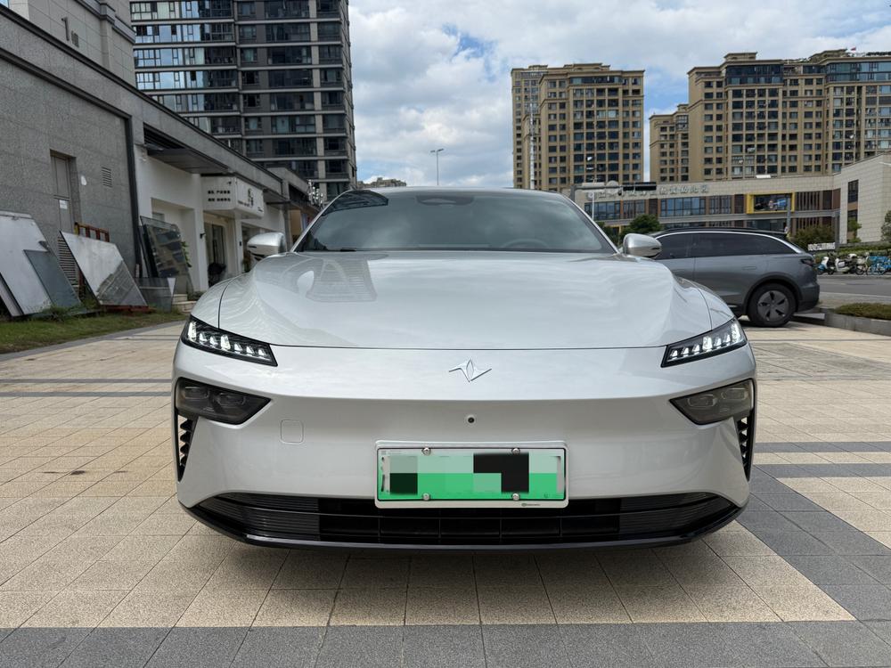 Dongfeng Yipai 奕派007