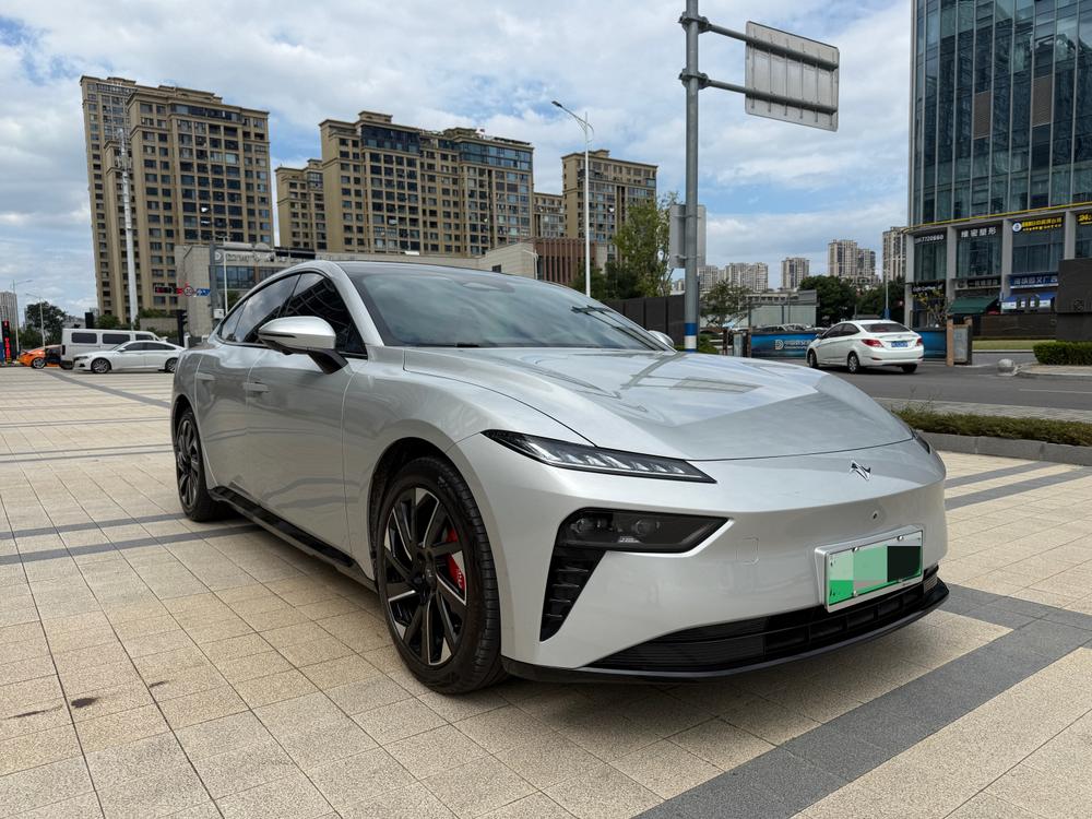 Dongfeng Yipai 奕派007