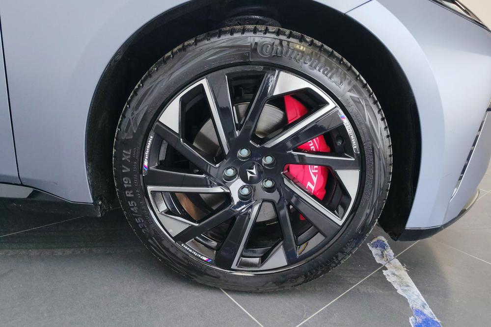 Dongfeng Yipai 奕派007