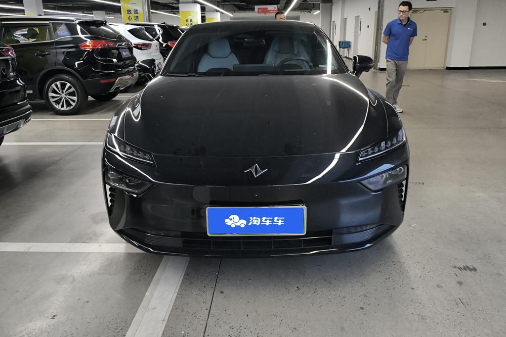 Dongfeng Yipai 奕派007