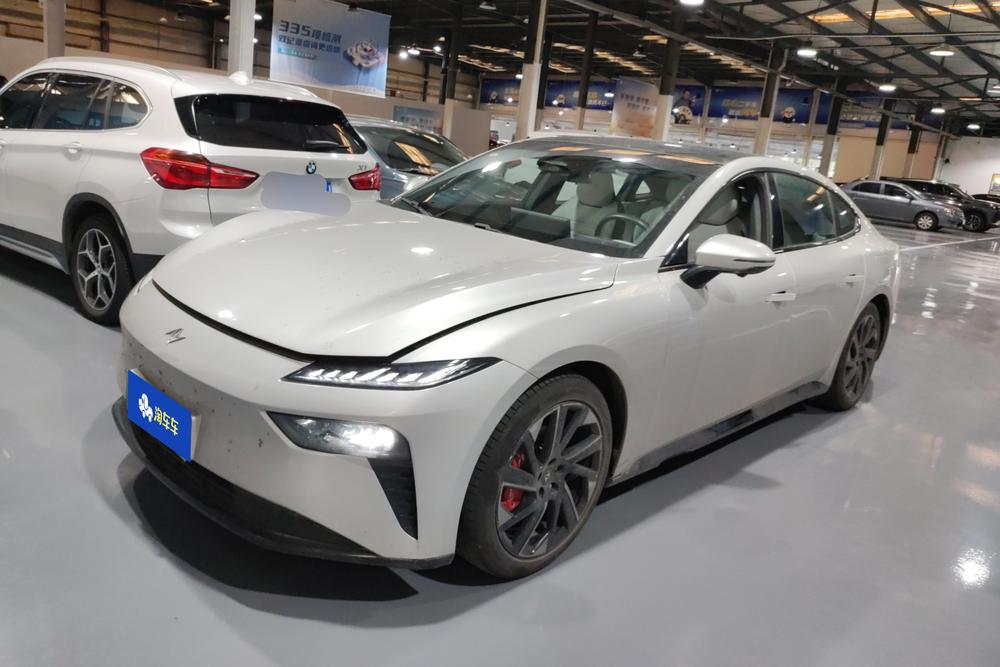 Dongfeng Yipai 奕派007