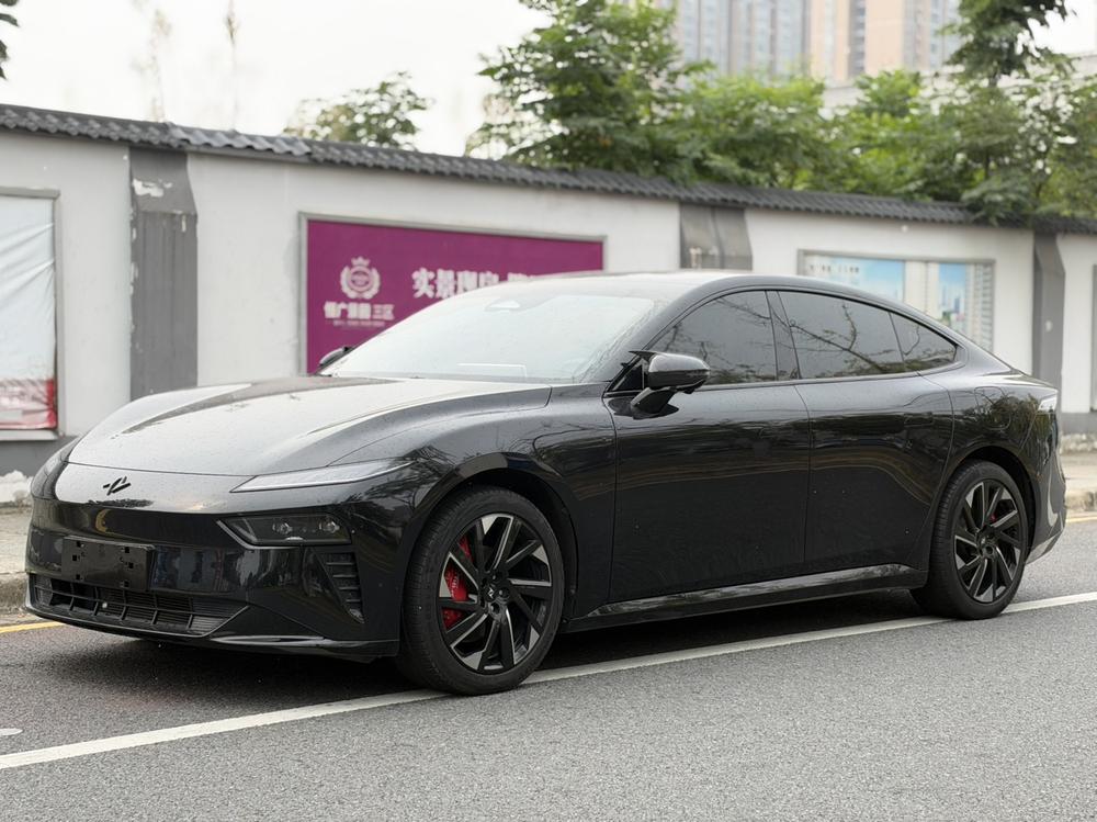 Dongfeng Yipai 奕派007
