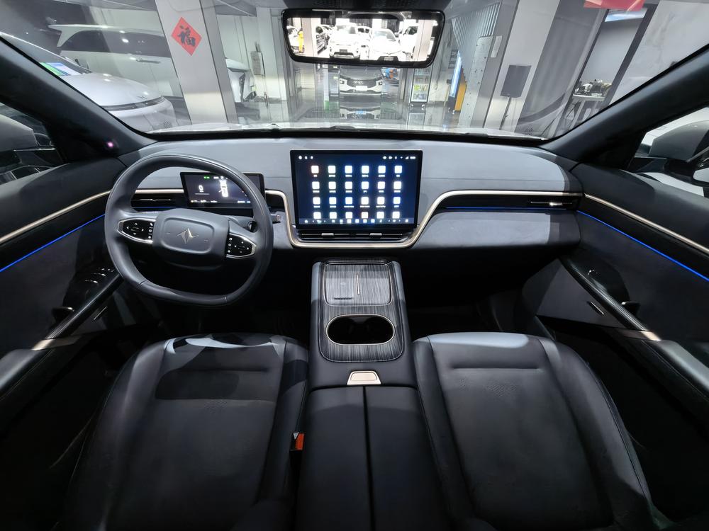 Dongfeng Yipai 奕派008
