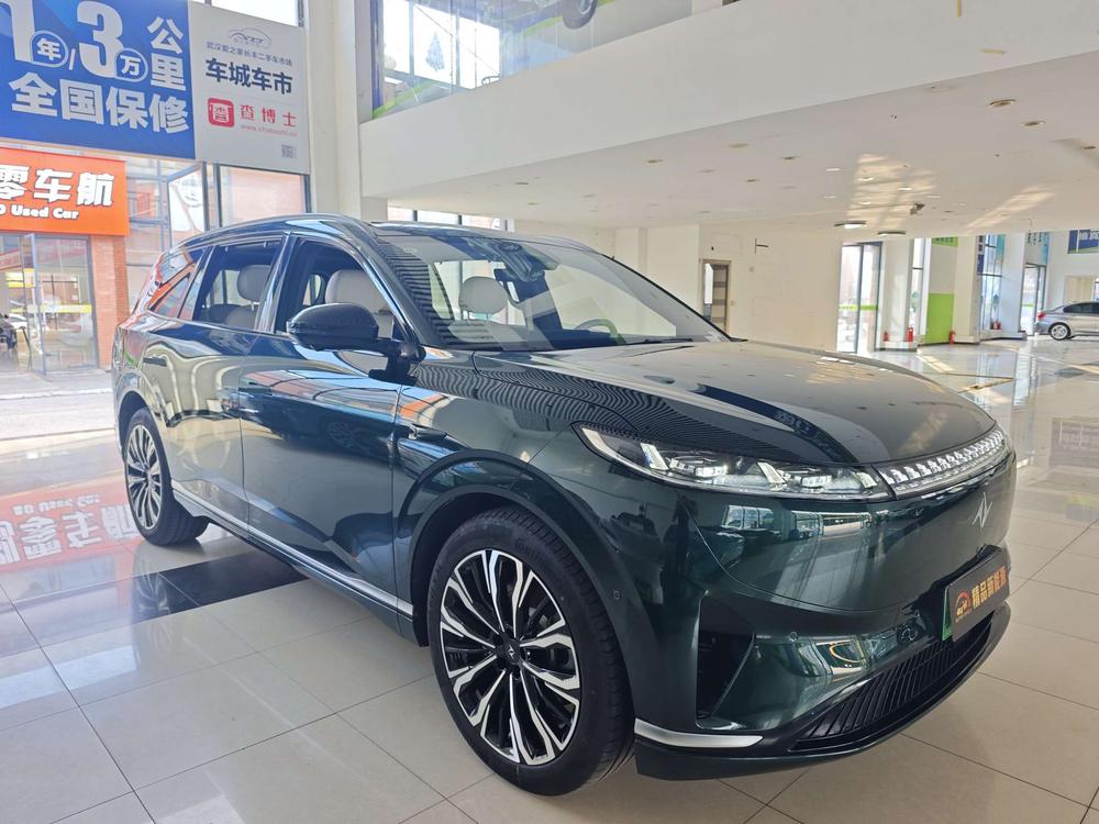 Dongfeng Yipai 奕派008
