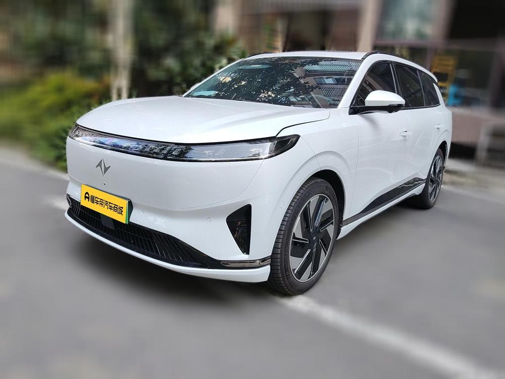 Dongfeng Yipai 奕派008