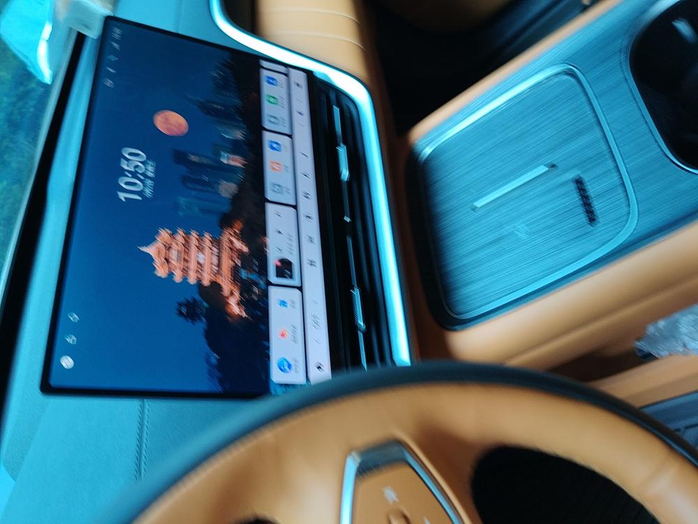 Dongfeng Yipai 奕派008