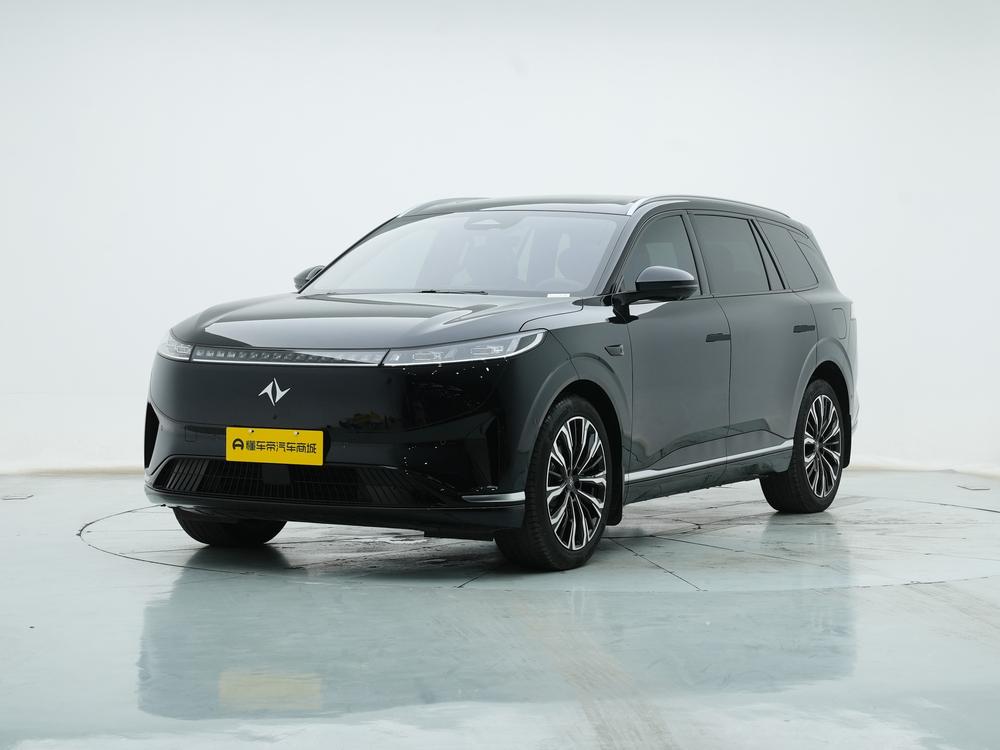 Dongfeng Yipai 奕派008