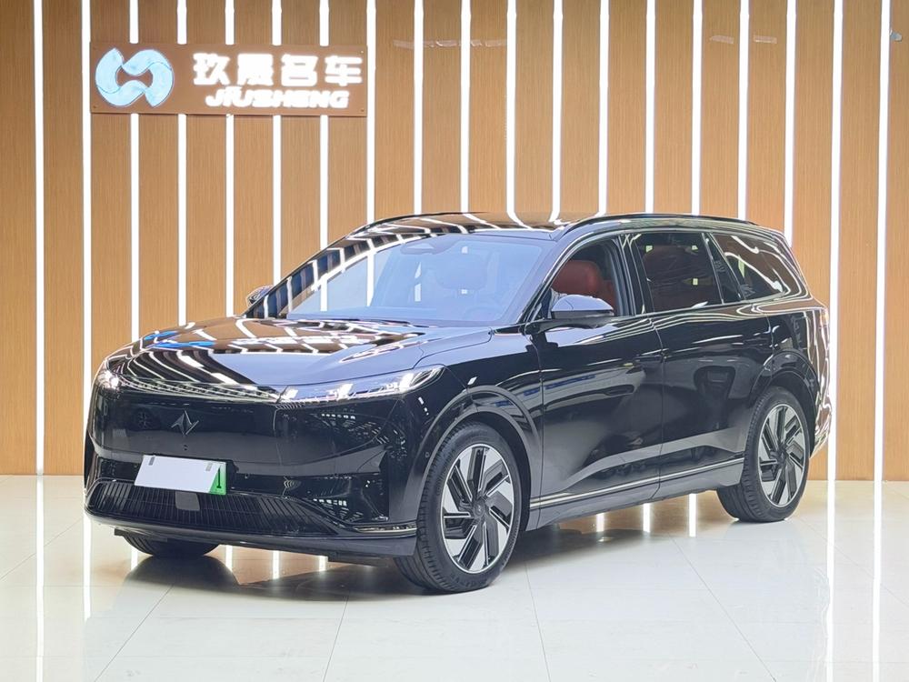 Dongfeng Yipai 奕派008