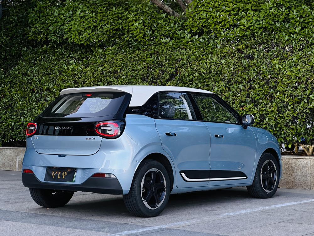 Dongfeng Yipai Nami 01
