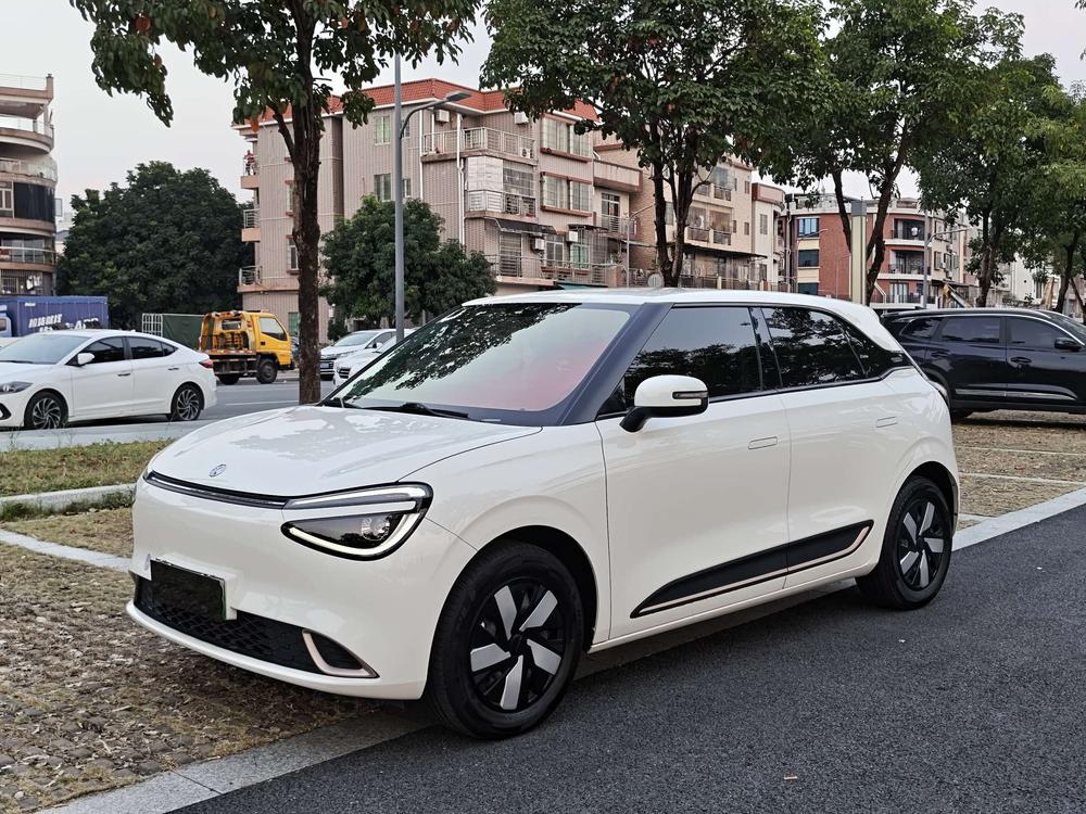 Dongfeng Yipai Nami 01