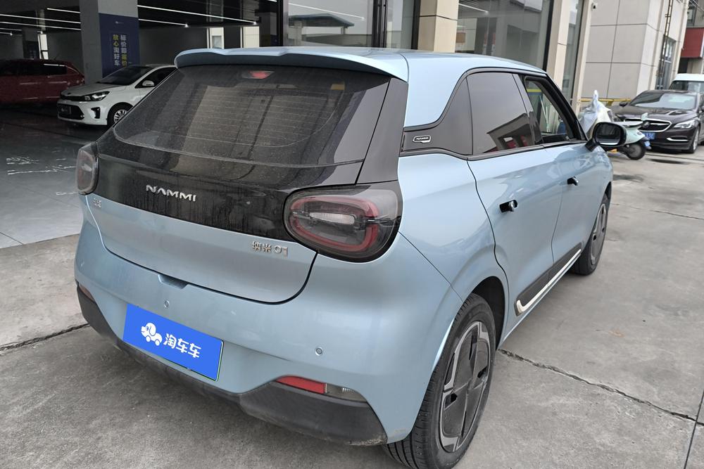 Dongfeng Yipai Nami 01
