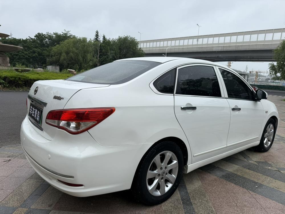 Dongfeng Junfeng E11K