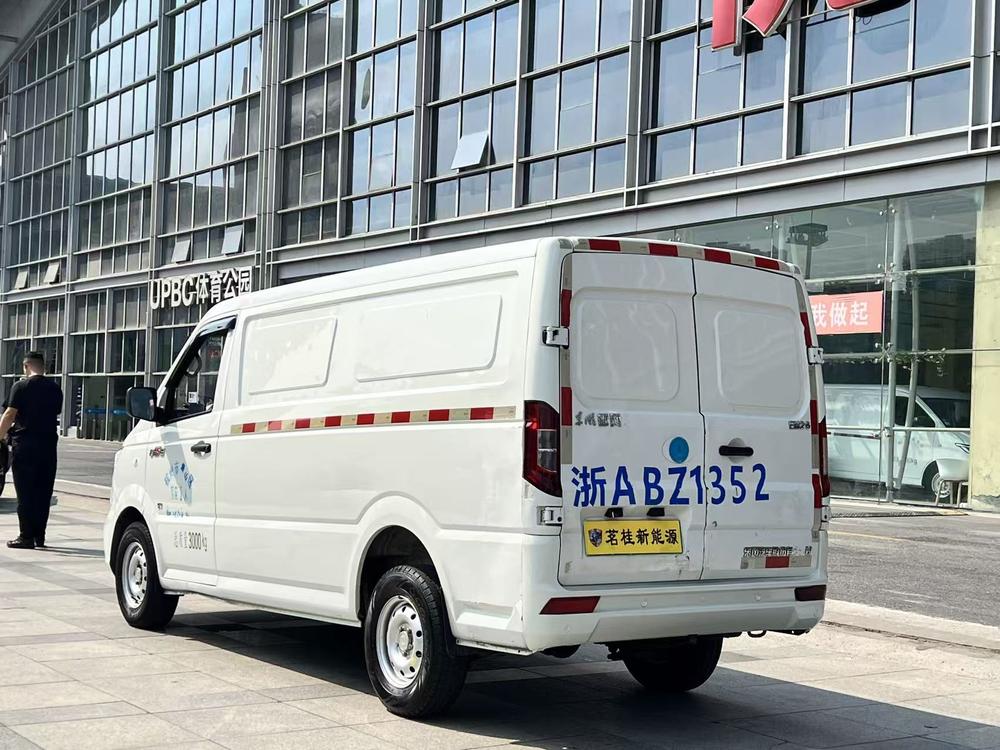 Dongfeng Yufeng EM26