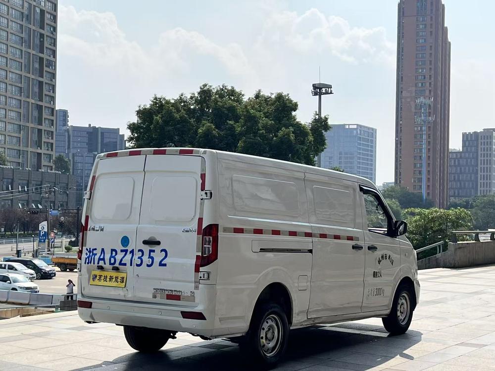 Dongfeng Yufeng EM26