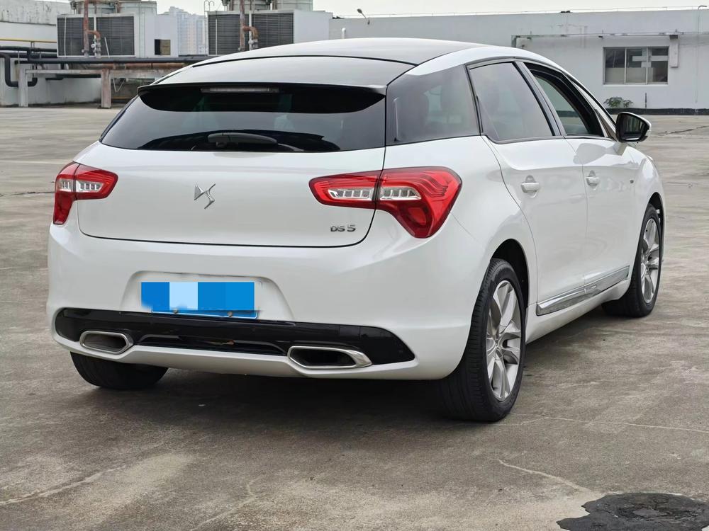 DS DS 5