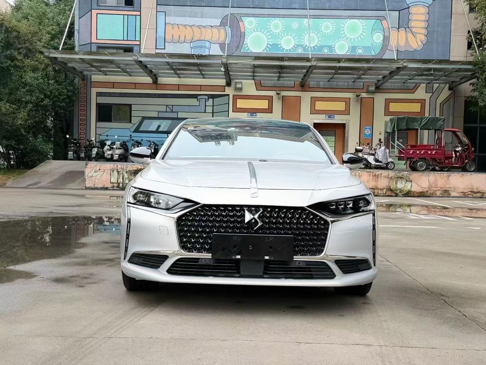 DS DS 9 PHEV