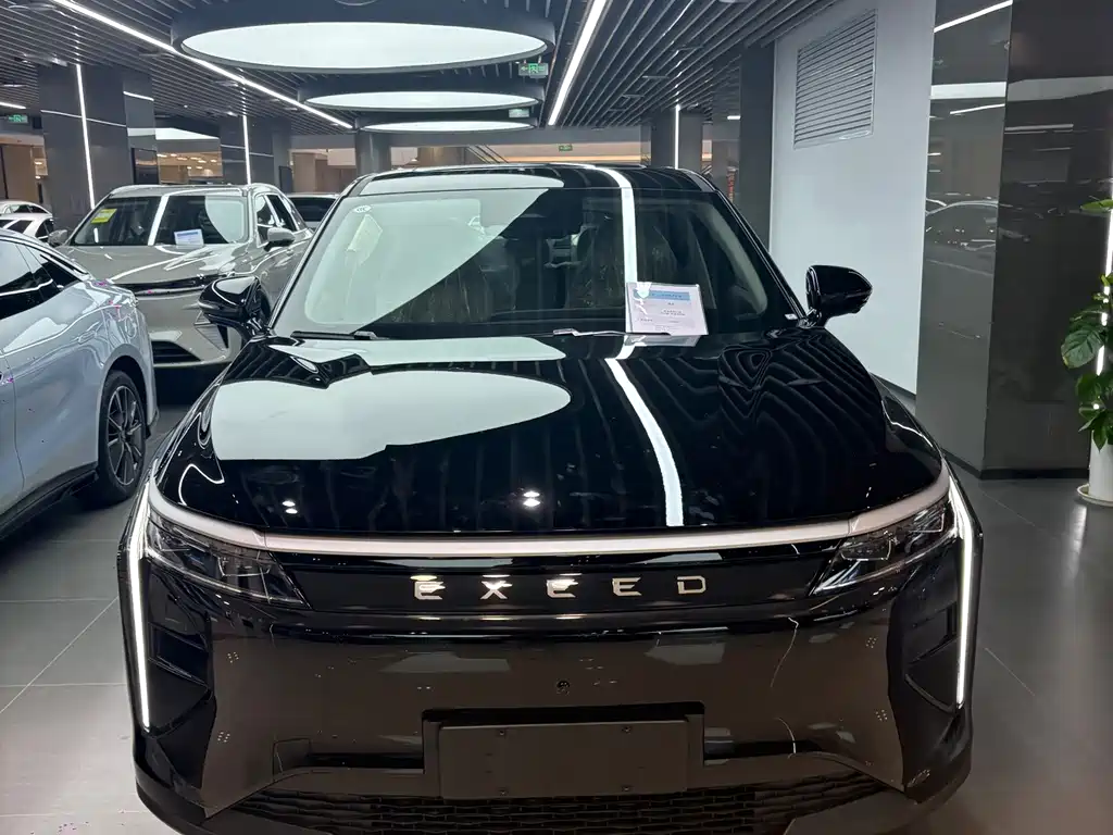 Exeed Yaoguang C-DM