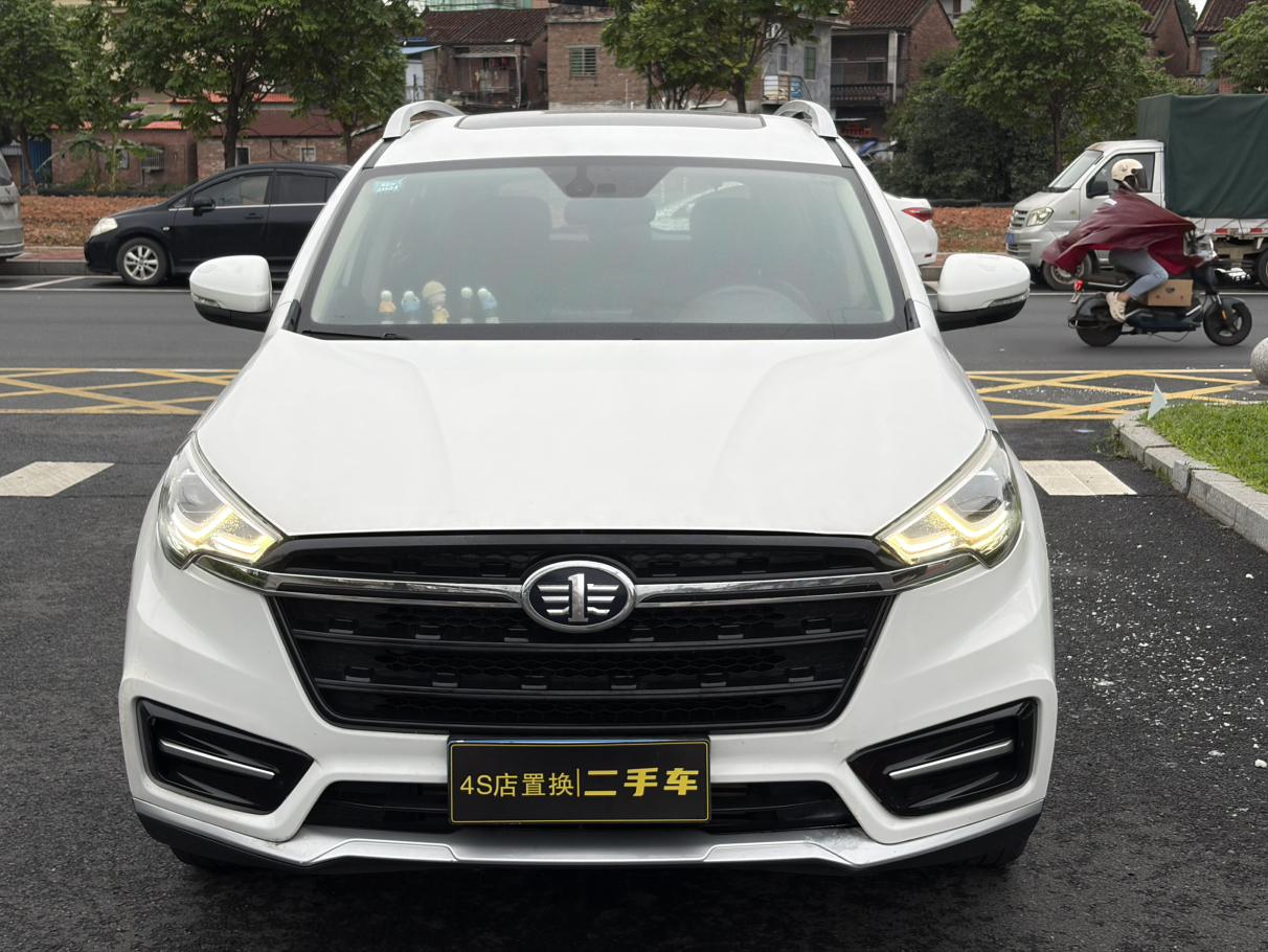 FAW 骏派D80