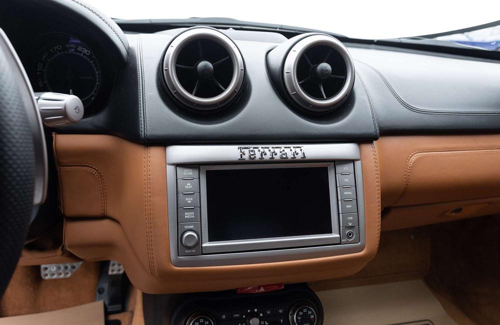 Ferrari California T