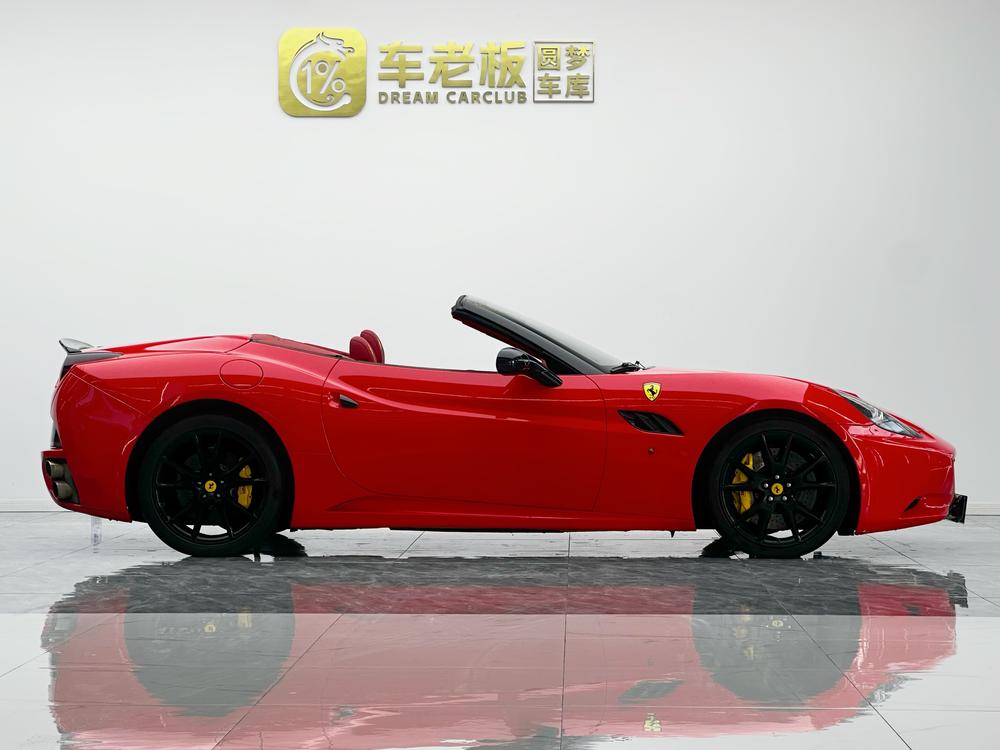 Ferrari California T