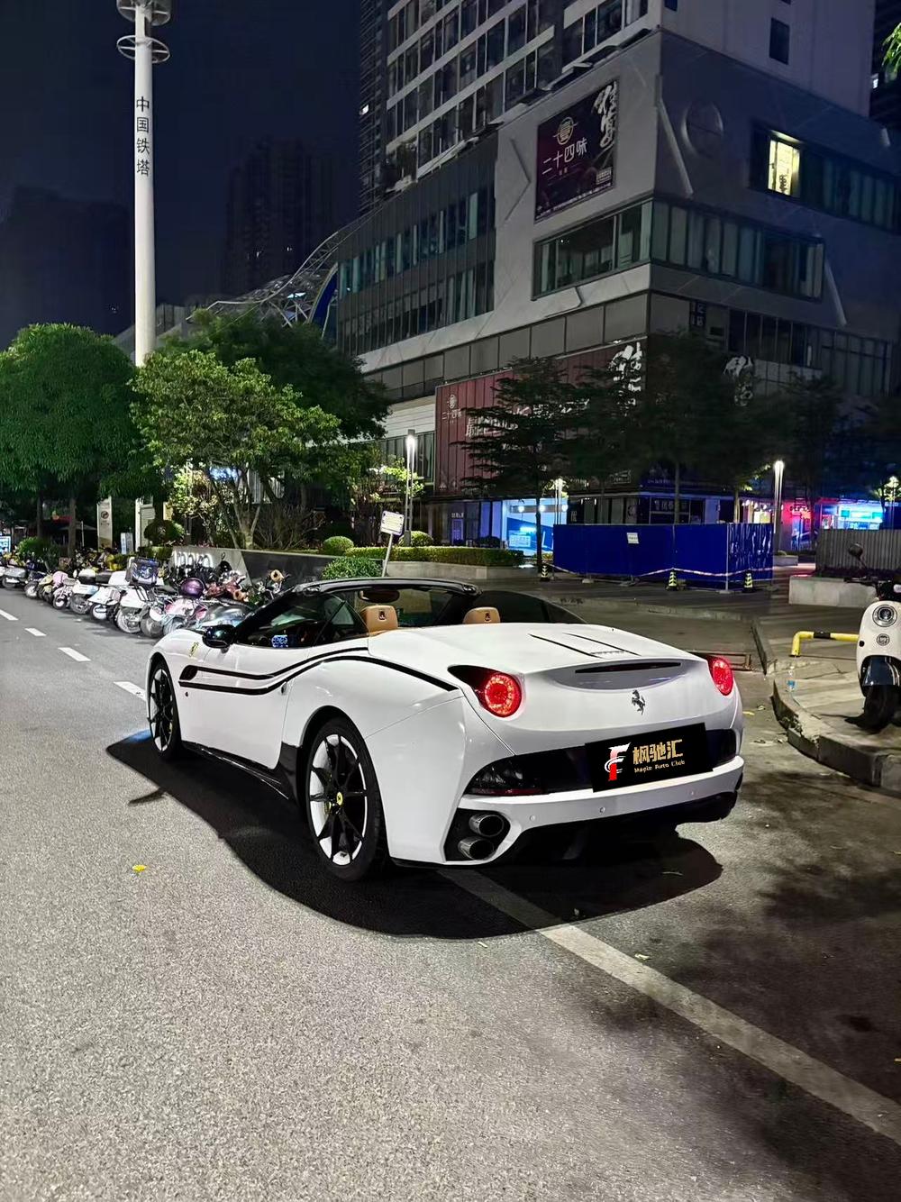 Ferrari California T