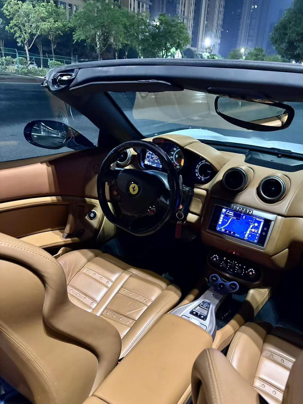 Ferrari California T