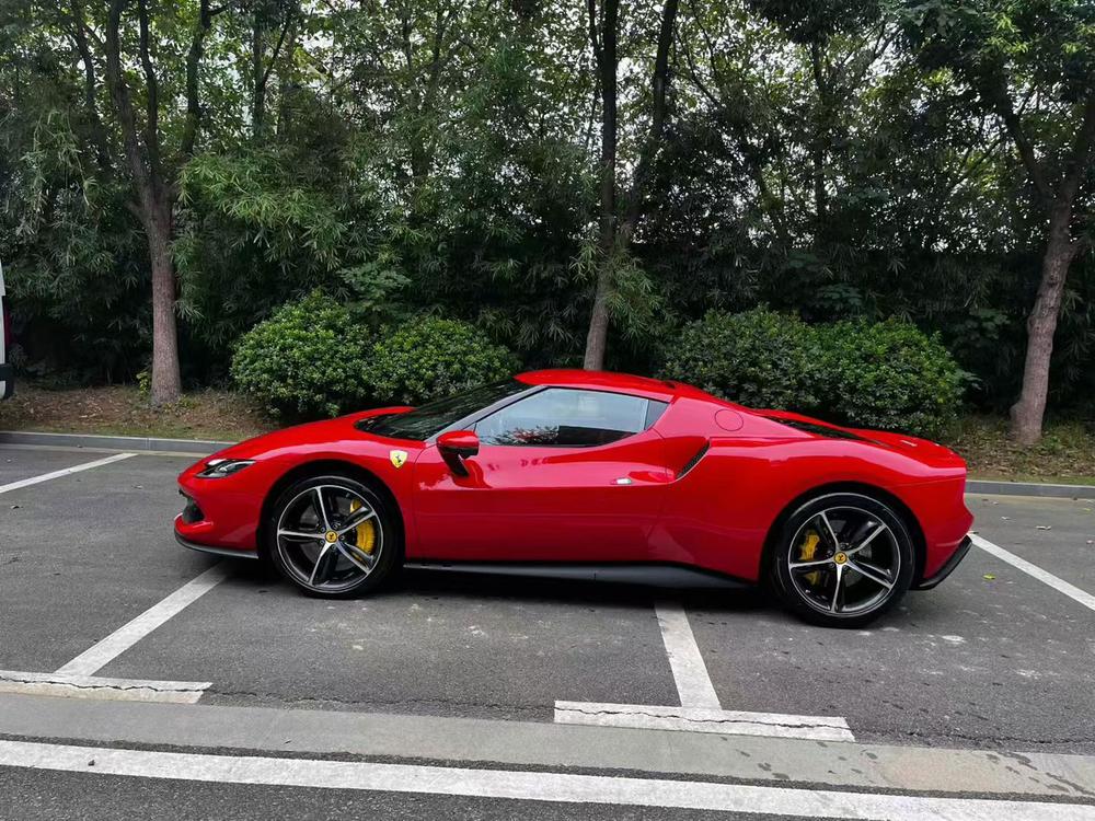 Ferrari Ferrari 296